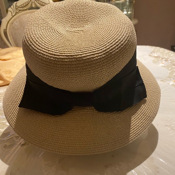 NWOT 100% straw hat - Picture 2 of 6